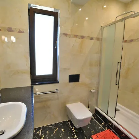 Olympia Nocleg ze śniadaniem