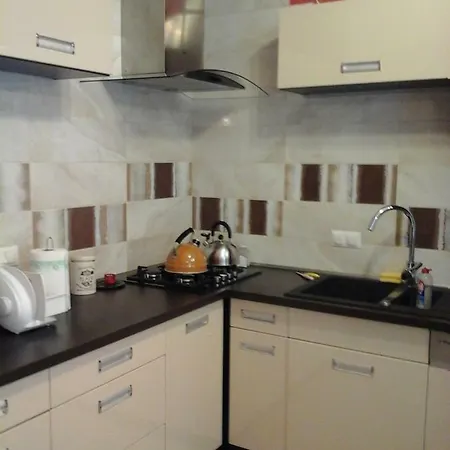 לינה וארוחת בוקר Olympia 3*